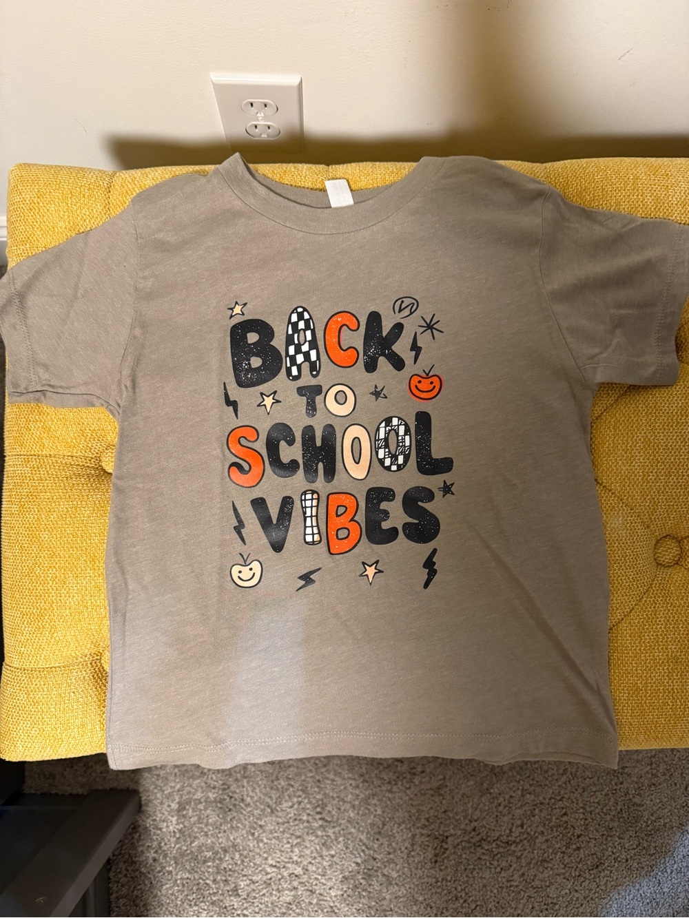 Kids' Back to School Vibes Graphic Tee - Taupe/Orange